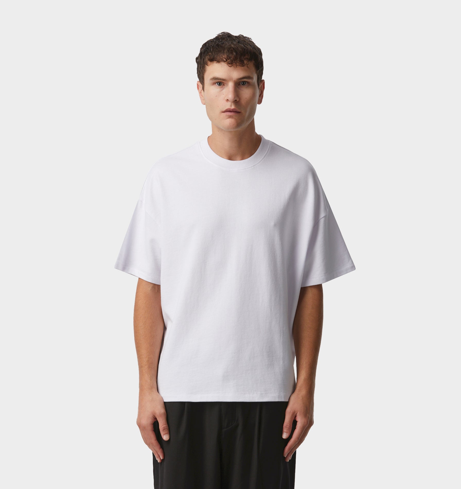 Heavy Lewi Tee - White