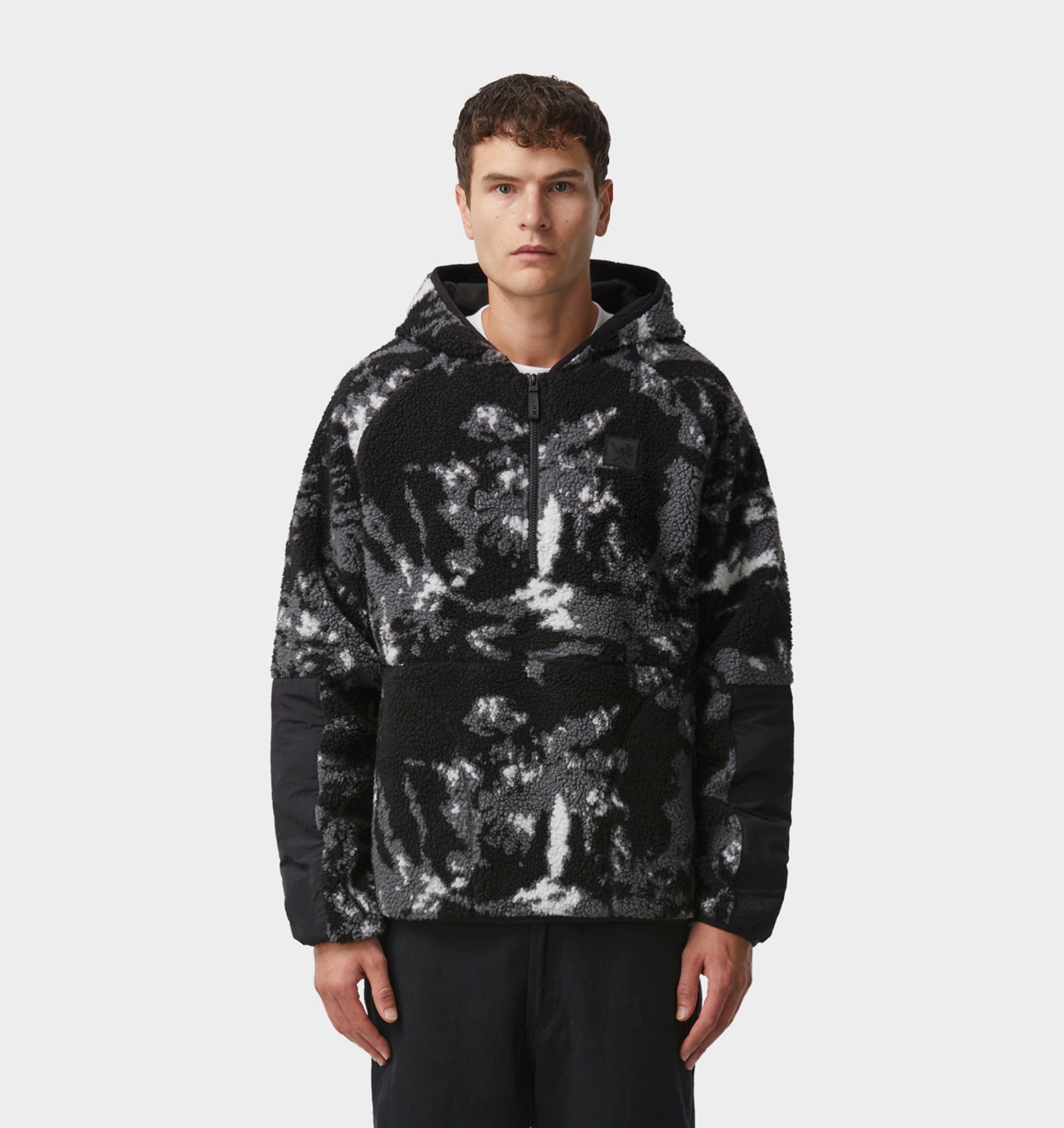 Dudley Sherpa Hood - Camo