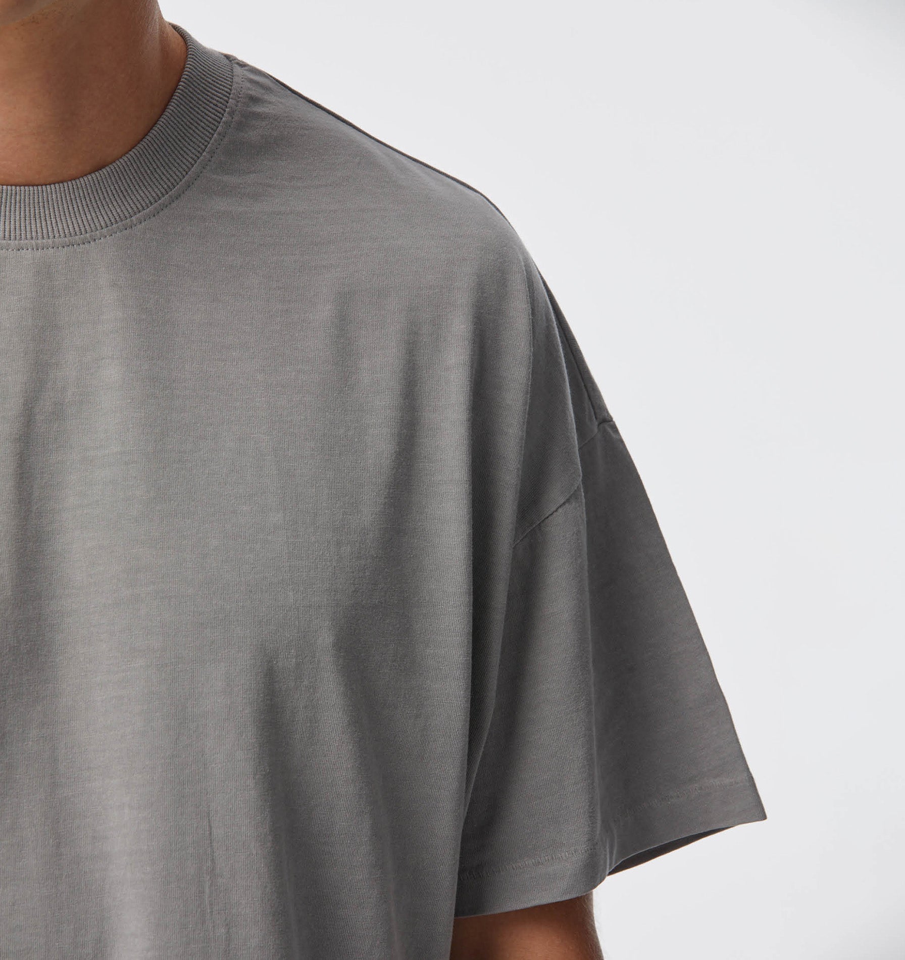 Lewi Tee - Washed Grey