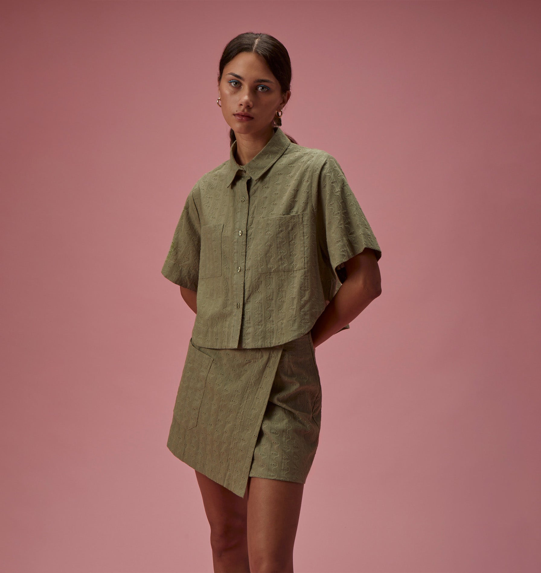 Edie Cropped SS Shirt - Sage Lace