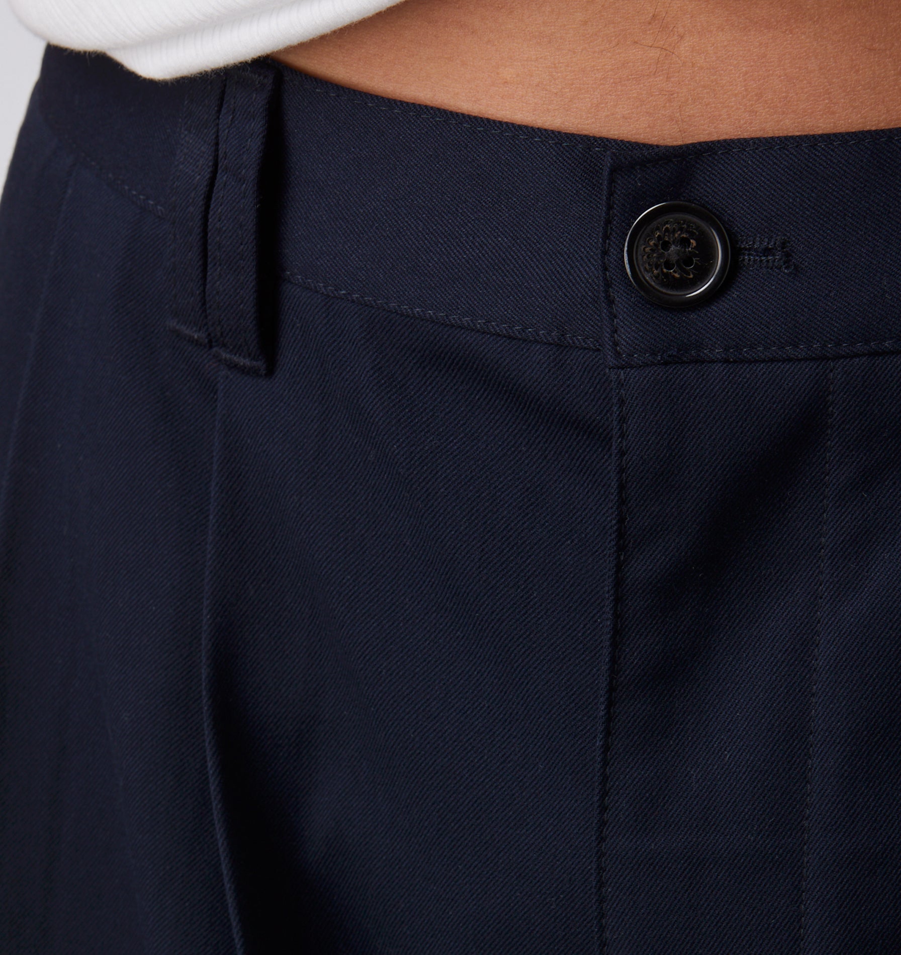 Alby Pleated Short - Navy